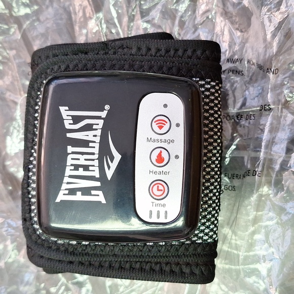 Everlast Heated Wristband - Picture 3 of 7